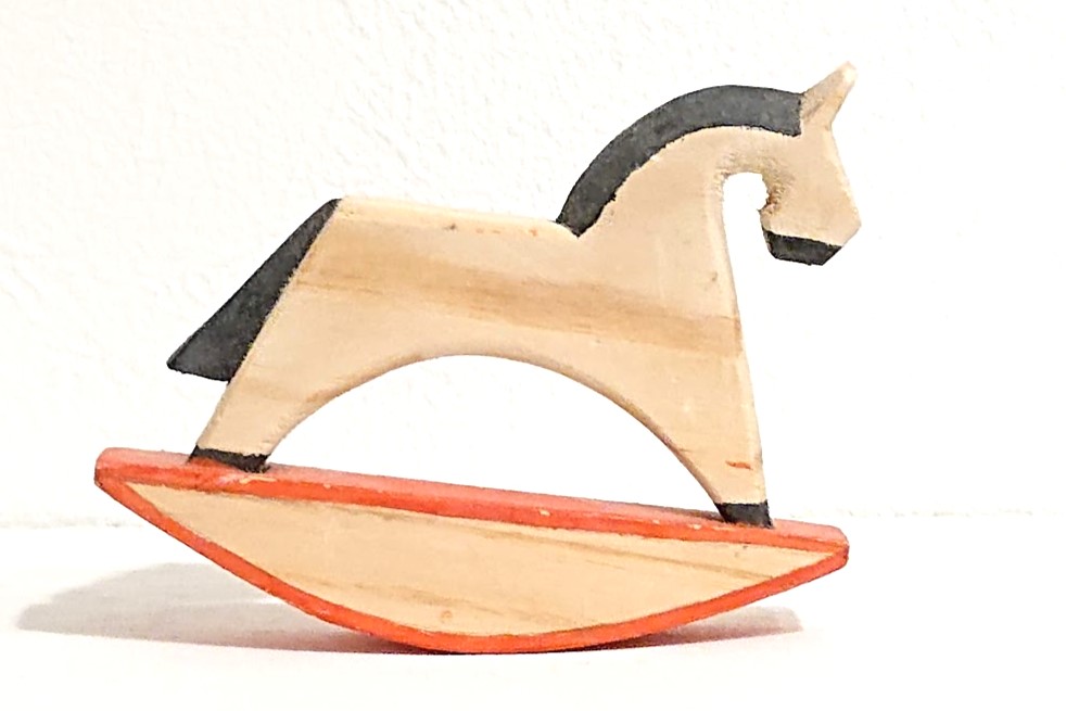 木馬のオーナメント Sサイズ＜黒たてがみの馬＞ /高さ7cm