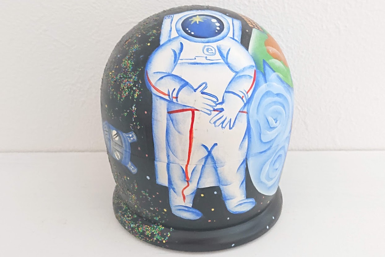 ニキーチン工房作 「宇宙旅行」ドーム型マトリョーシカ(S) 8+1